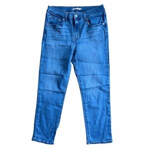 Levi's Women's Classic Blue Cropped Jeans